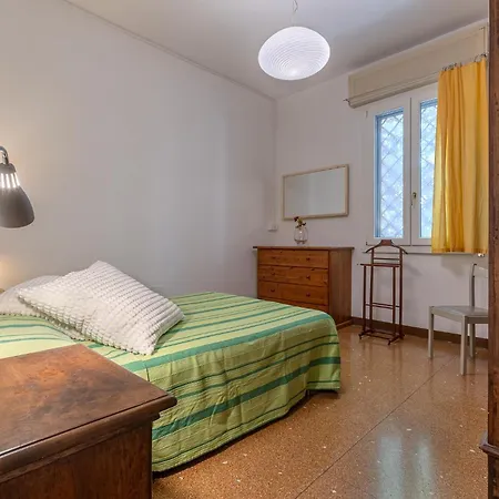 Apartment Guesthost - Gina's Garden X4 Bologna