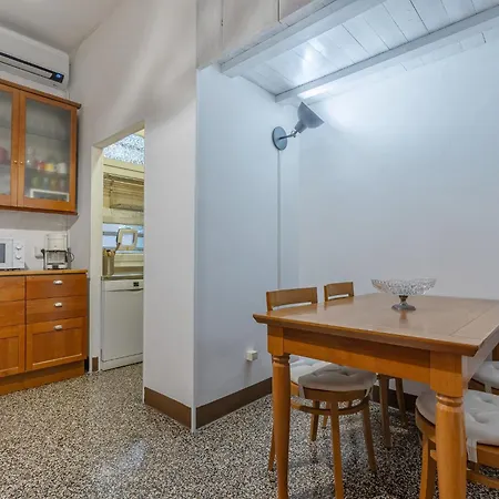 Apartment Guesthost - Gina's Garden X4