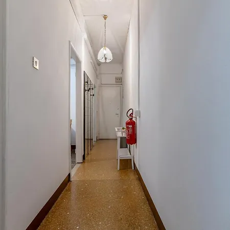 Guesthost - Gina's Garden X4 Appartement