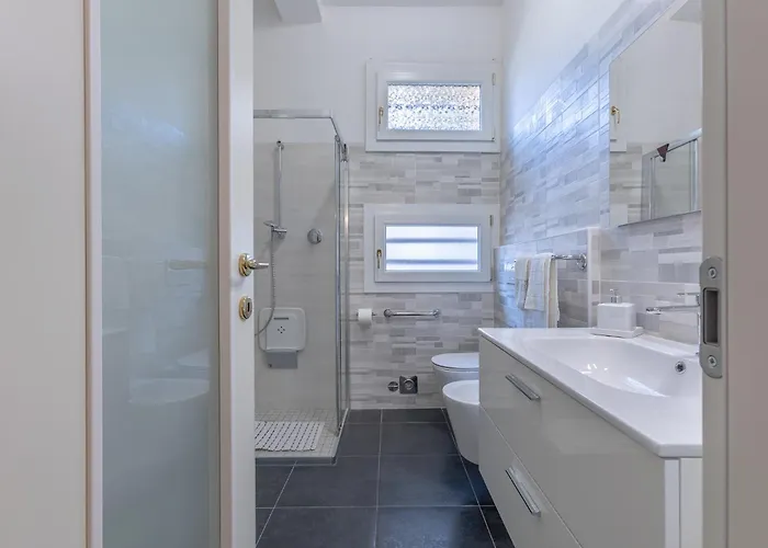 Guesthost - Bolognina Quiet With Garden X4 Boloňa