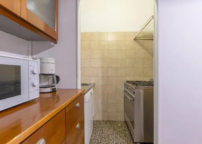 Guesthost - Bolognina Quiet With Garden X4 *