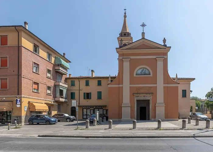 Guesthost - Bolognina Quiet With Garden X4 בולוניה